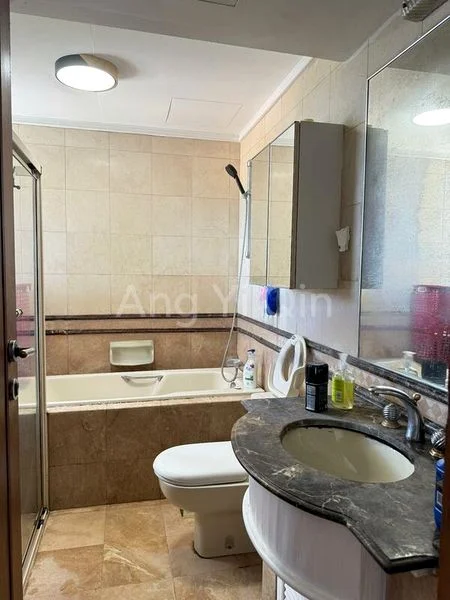 2 Bed Condo for Sale in  The Bayshore - Image 6