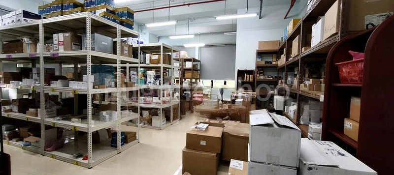 Light Industrial (B1) for Rent: MAE Building - Image 1