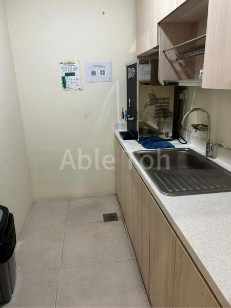 Office for Rent: SLF Building - Image 8