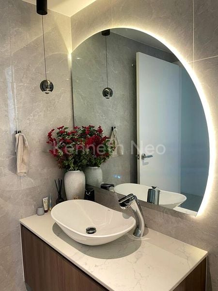 4 Bed Executive Condo for Sale in  Sea Horizon - Image 2