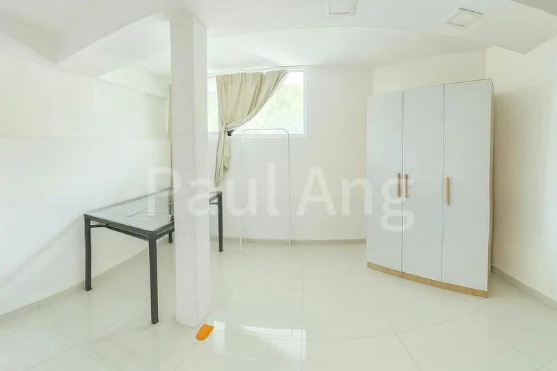 4 Bed Terraced House (Landed) for Sale in  Clementi Avenue 3 - Image 4