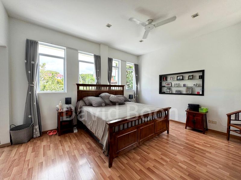 4+1 Bed Corner Terrace (Landed) for Sale in  Teacher's Housing Estate - Image 8