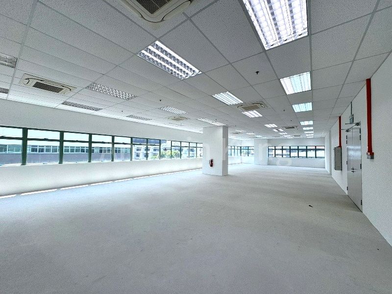 Light Industrial (B1) for Rent in  Harbourside Building 2 - Image 3