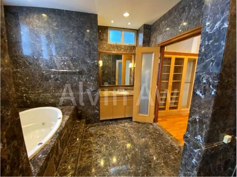 6 Bed Bungalow (Landed) for Rent in  Villas Holland - Image 13