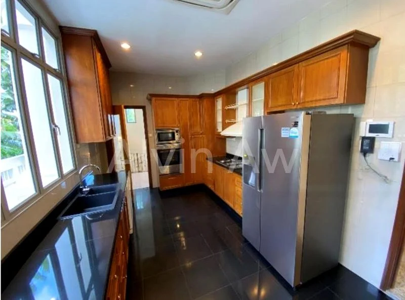 6 Bed Bungalow (Landed) for Rent in  Villas Holland - Image 4