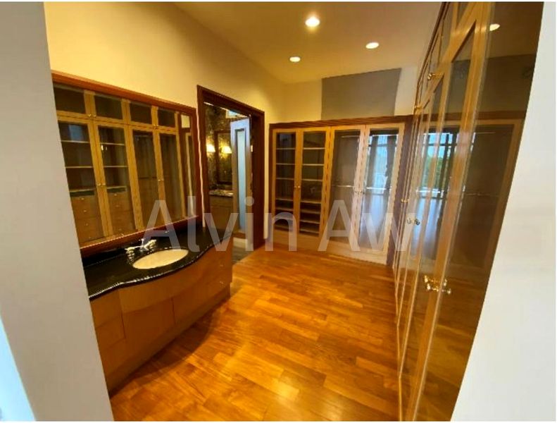 6 Bed Bungalow (Landed) for Rent in  Villas Holland - Image 15