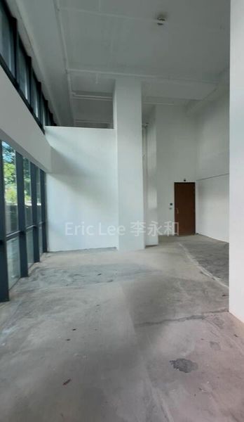 Light Industrial (B1) for Sale: M38, Industrial Unit, 1,000 sq ft, on Bredbury Parkway - Image 3