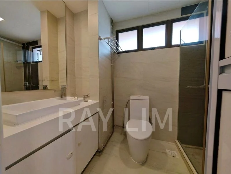 4 Bed Condo for Rent in  Parkway View - Image 6