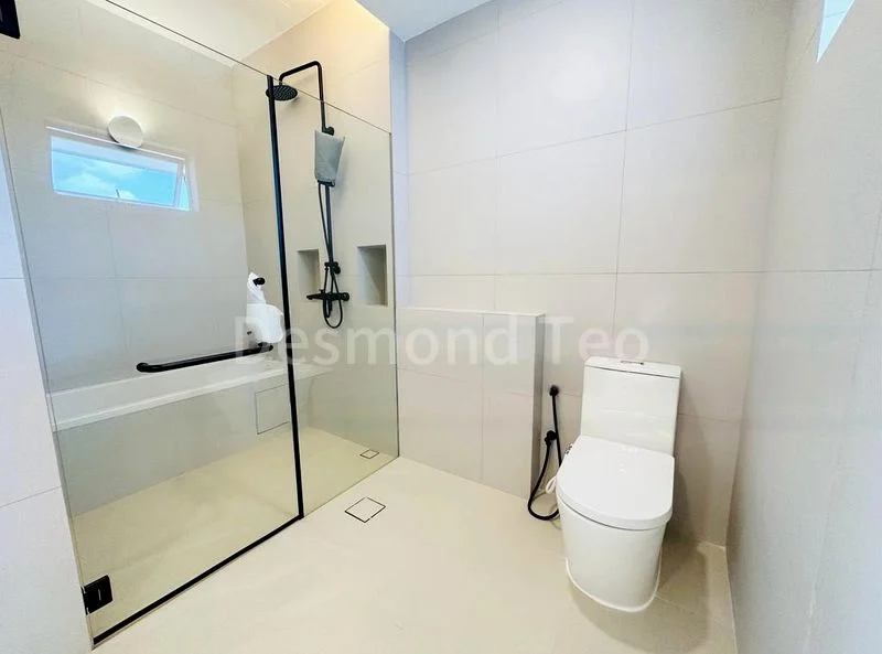 6 Bed Semi-Detached House (Landed) for Rent in  Lauw And Sons Garden - Image 5