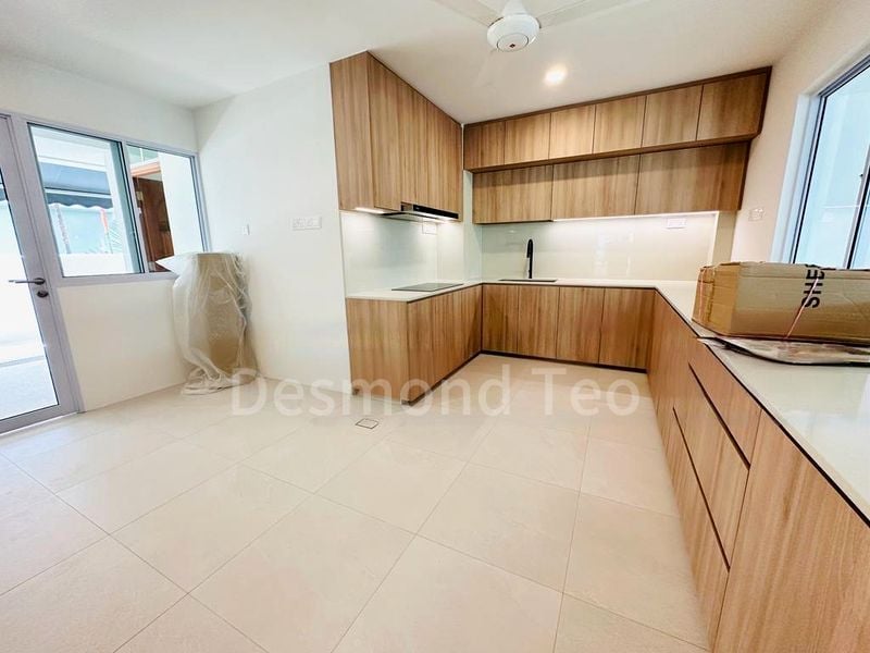 6 Bed Semi-Detached House (Landed) for Rent in  Lauw And Sons Garden - Image 9