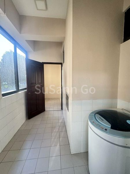 3 Bed Condo for Rent in  Avon Park - Image 7