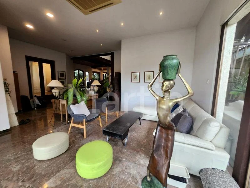 10 Bed Bungalow (Landed) for Sale in  Seletar Hills Estate - Image 1