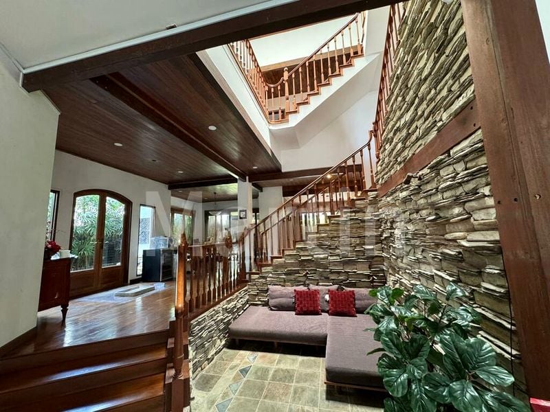 10 Bed Bungalow (Landed) for Sale in  Seletar Hills Estate - Image 4