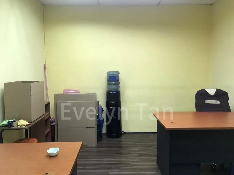 Other Retail for Rent: Golden Mile Tower - Image 2