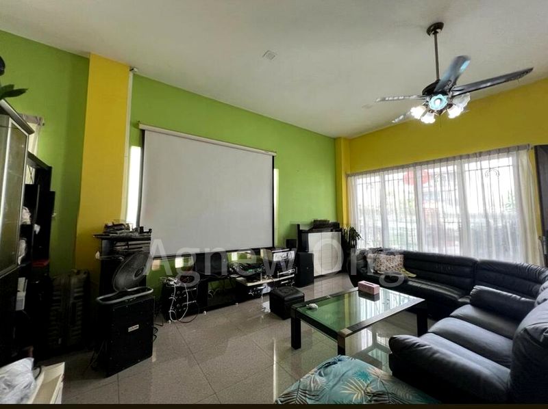 6 Bed Semi-Detached House (Landed) for Sale in  Fern Spring - Image 6