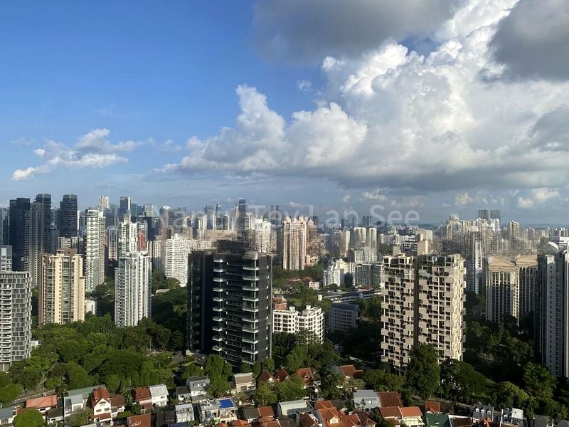 5 Bed Condo for Sale in  Tomlinson Heights - Image 6