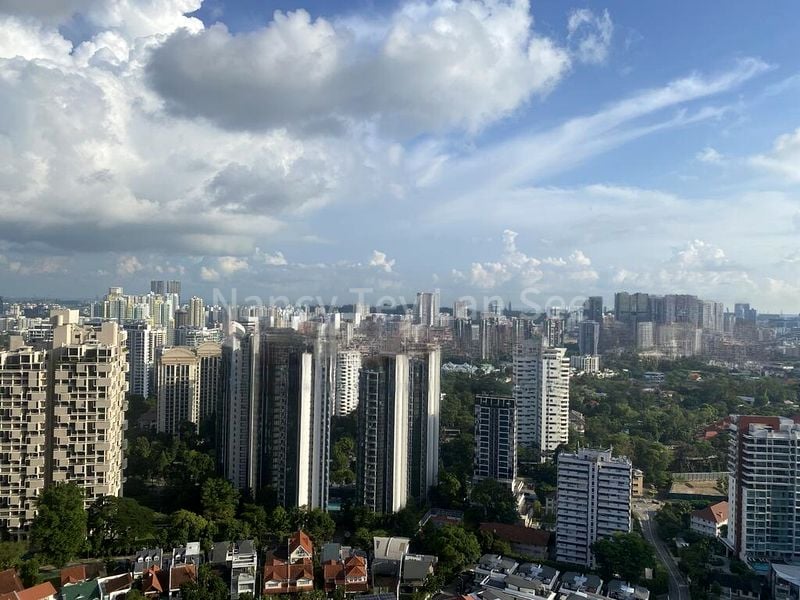 5 Bed Condo for Sale in  Tomlinson Heights - Image 4