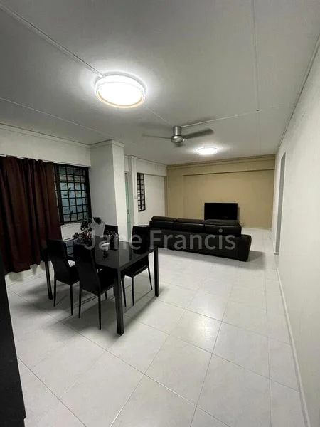 4 Room (4A) HDB for Rent in  643 Jurong West Street 61 - Image 1