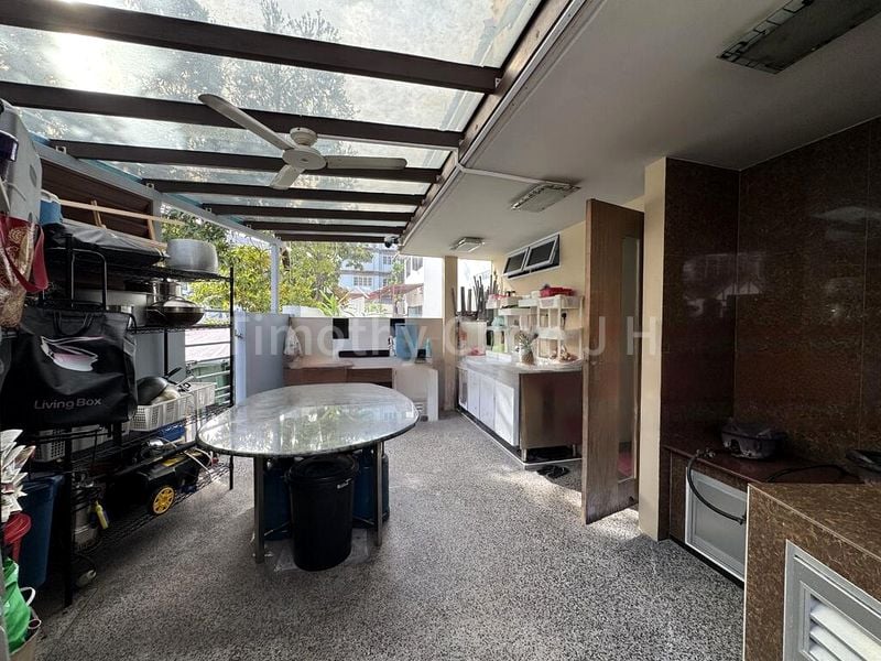 8 Bed Corner Terrace (Landed) for Sale in  Apollo Gardens - Image 6