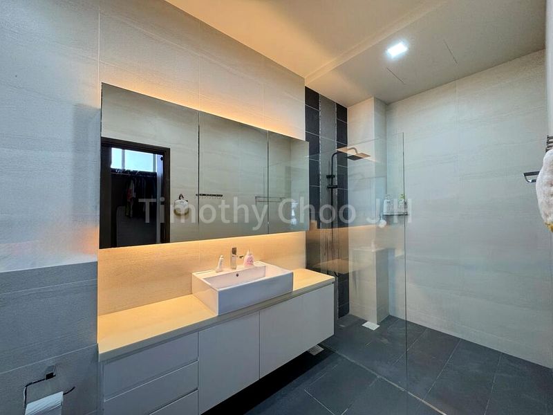 8 Bed Corner Terrace (Landed) for Sale in  Apollo Gardens - Image 18