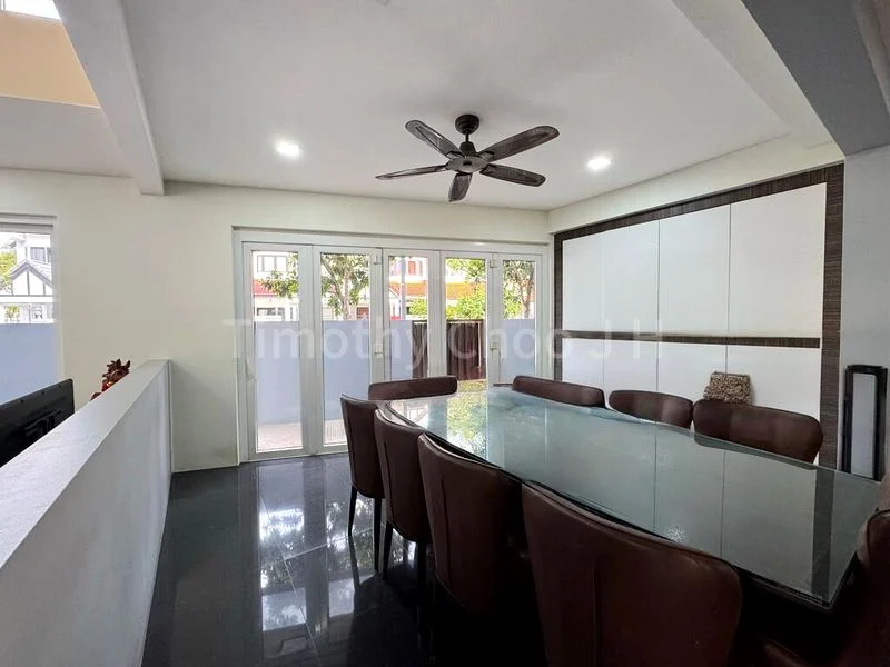 8 Bed Corner Terrace (Landed) for Sale in  Apollo Gardens - Image 3