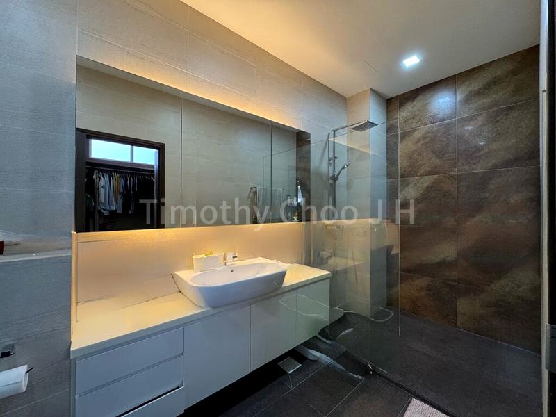 8 Bed Corner Terrace (Landed) for Sale in  Apollo Gardens - Image 8