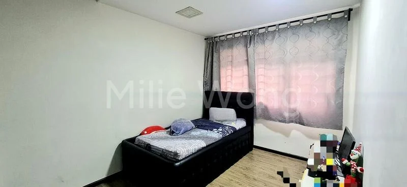 5 Room (5I) HDB for Sale in  192A Rivervale Drive - Image 4
