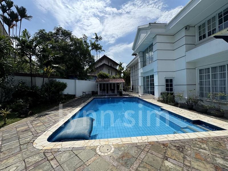 6 Bed Bungalow (Landed) for Rent in  Watten Estate - Image 2