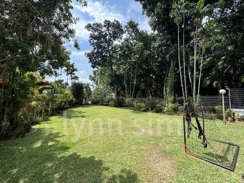 6 Bed Bungalow (Landed) for Rent in Watten Estate - Image 1