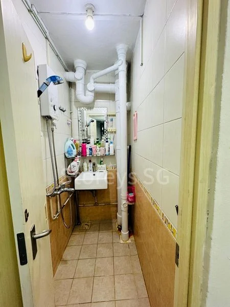 3 Room (3I) HDB for Sale in  204 Toa Payoh North - Image 7