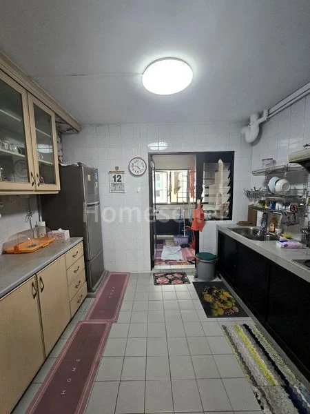 4 Room (4A) HDB for Sale in 427 Woodlands Street 41 - Image 6