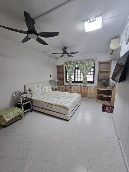 4 Room (4A) HDB for Sale in 427 Woodlands Street 41 - Image 3