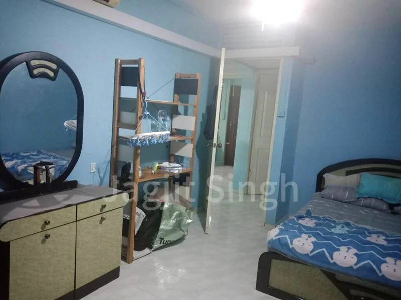 4 Room (4S) HDB for Rent in  344 Woodlands Street 32 - Image 6