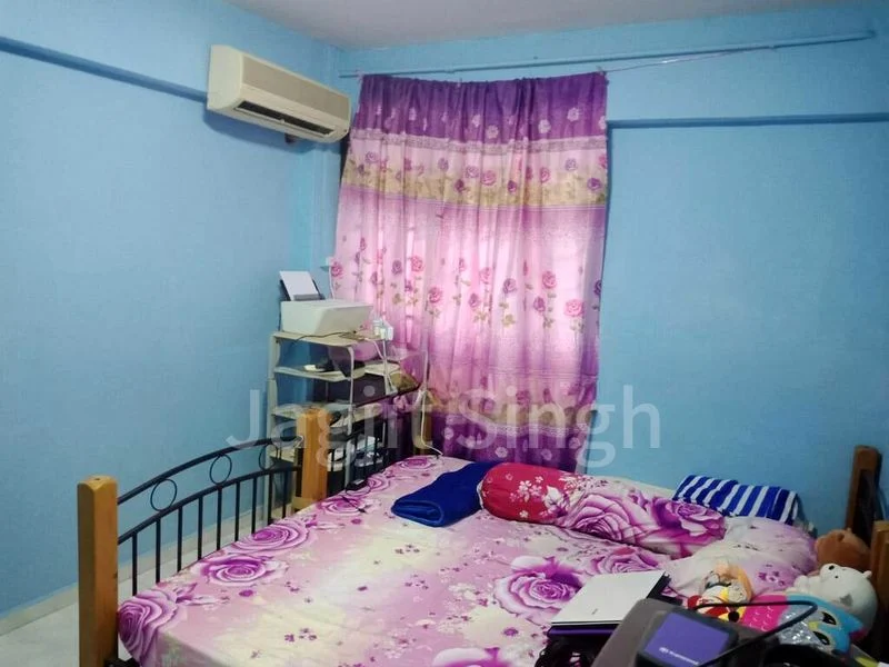 4 Room (4S) HDB for Rent in  344 Woodlands Street 32 - Image 3