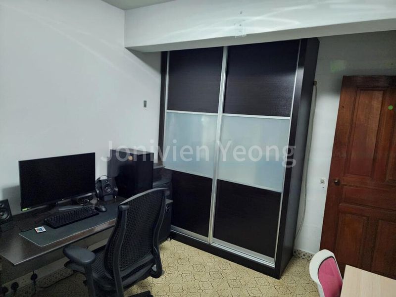 Common Room (HDB) for Rent in  101 Henderson Crescent - Image 2