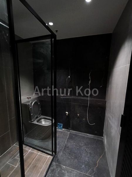 Light Industrial (B1) for Sale: Inspace - Image 3