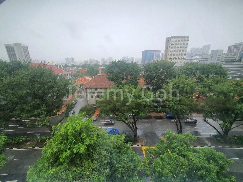 4 Bed Condo for Rent in  The Concourse - Image 9