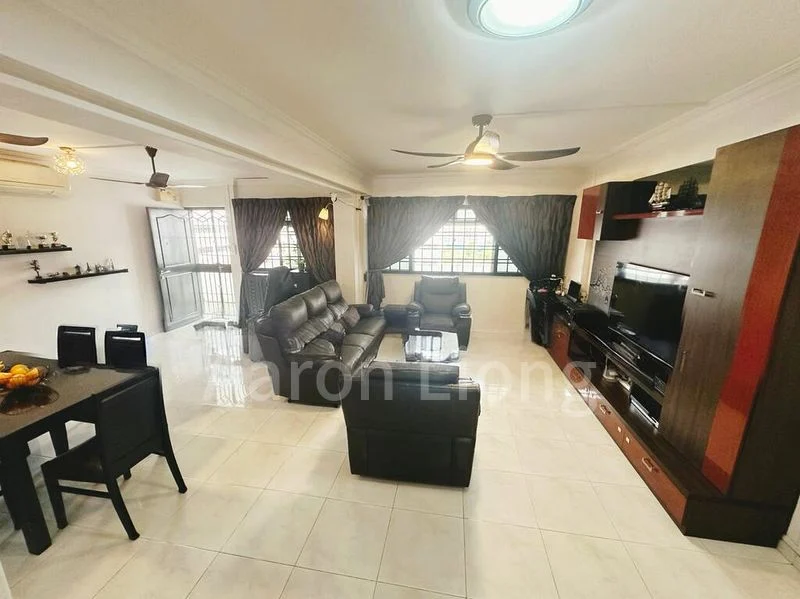 4 Room (4A) HDB for Sale in  374 Tampines Street 34 - Image 13