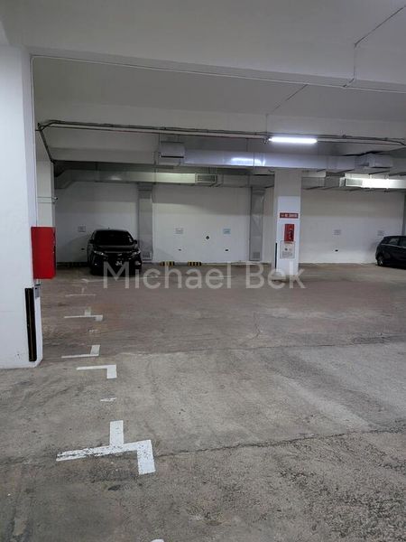 Office for Rent: Rex House - Image 4