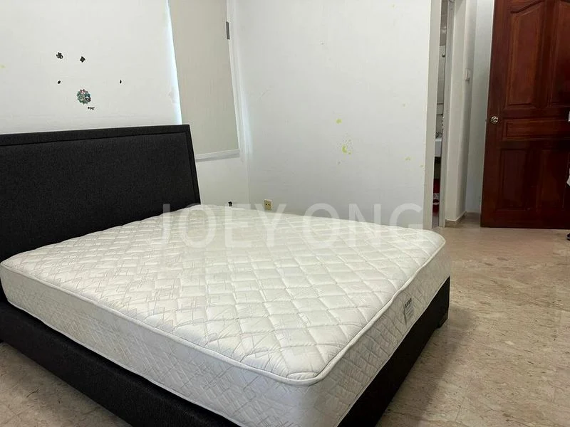 3 Bed Condo for Rent in  Eng Kong Green - Image 7