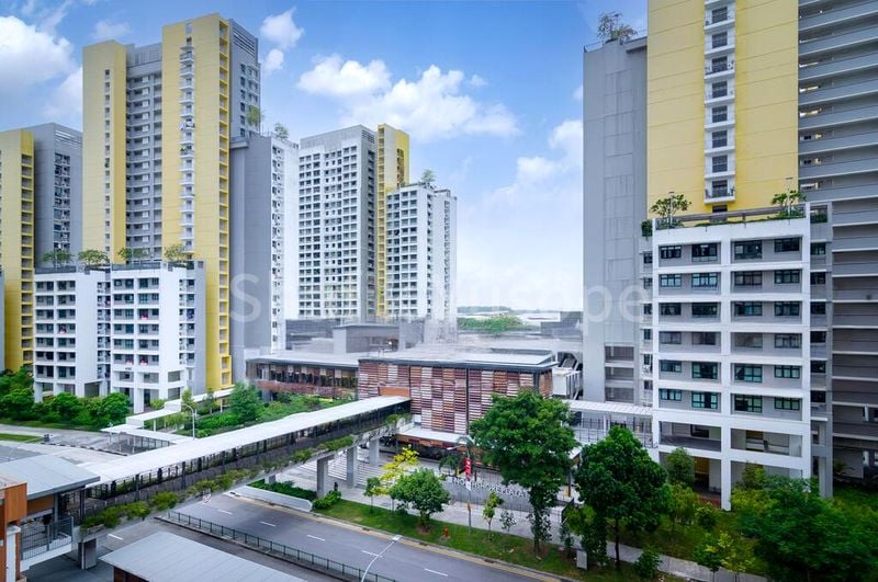 5 Room (5I) HDB for Sale in  409A Northshore Drive - Image 7
