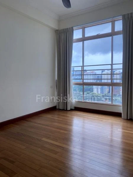 4 Bed Condo for Rent in  Melrose Park - Image 9