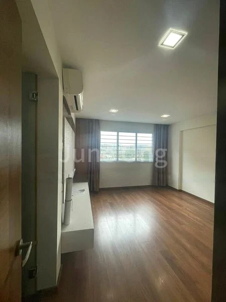 Maisonette HDB for Rent in  834 Hougang Central - Image 11
