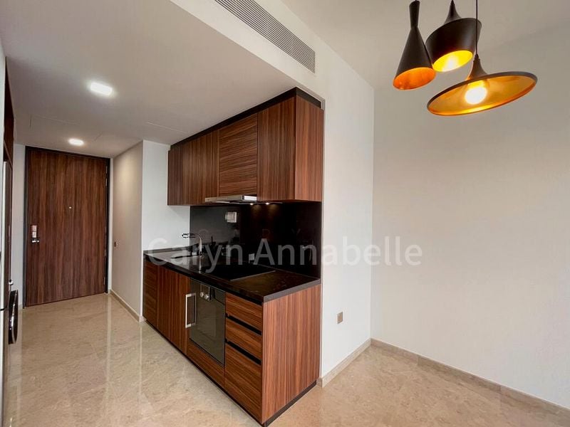 2 Bed Condo for Sale in  Barker Road - Image 3