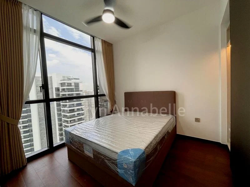 2 Bed Condo for Sale in  Barker Road - Image 2