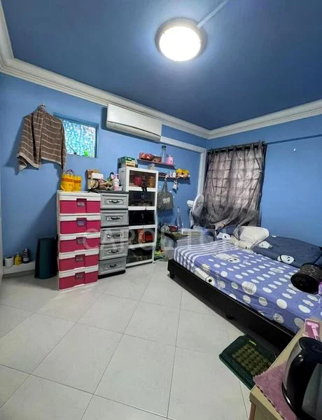 3 Room (3I) HDB for Sale in  174 Ang Mo Kio Avenue 4 - Image 5