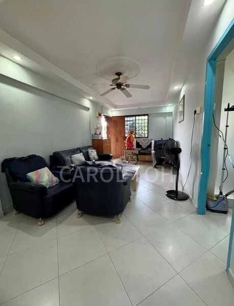 3 Room (3I) HDB for Sale in  174 Ang Mo Kio Avenue 4 - Image 1