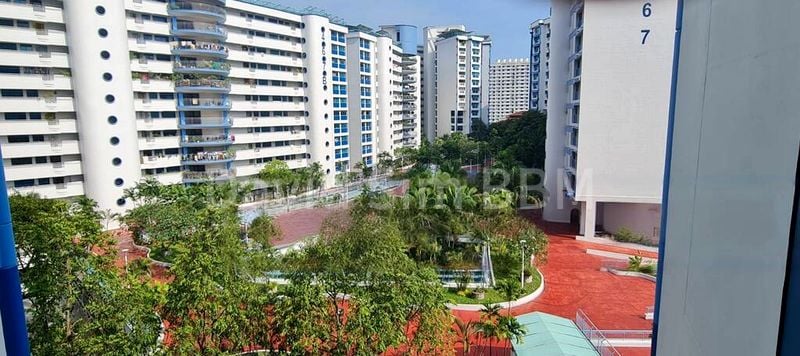 Executive HDB for Sale in  468D Admiralty Drive - Image 4