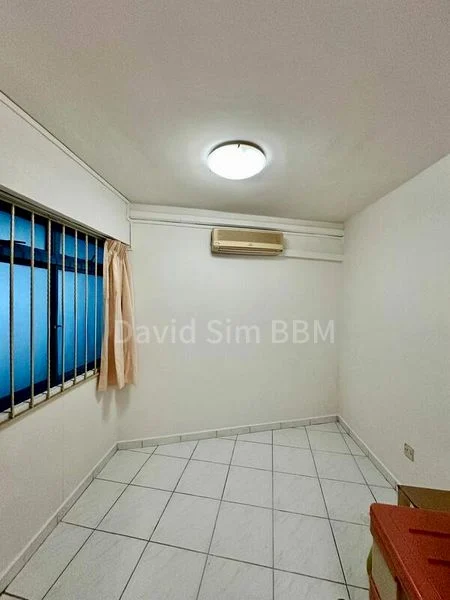 Executive HDB for Sale in  468D Admiralty Drive - Image 8