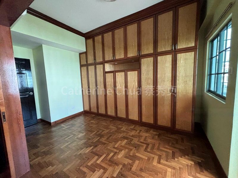 4+1 Bed Corner Terrace (Landed) for Sale in  Westville - Image 16